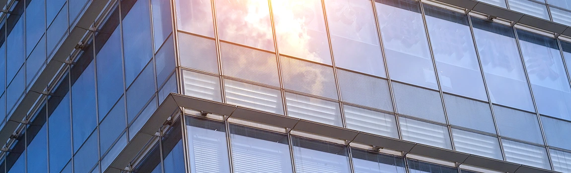 UV-Resistant Glass Experts&nbsp;in New Smyrna Beach, FL